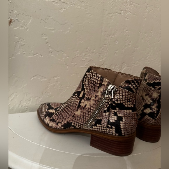 Aldo Leather Snakeskin Ankle Boots size 7.5 - Picture 4 of 11